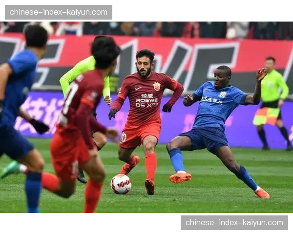 【2026年4月中超联赛·赛中·通讯事件脉络:大雨滂沱下的上海德比,比赛多次因天气中断 【2026年4月中超联赛·赛中·通讯事件脉络:大雨滂沱下的上海德比,比赛多次因天气中断