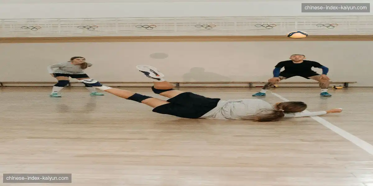 🏟️ 死忠看台巨幅画像，致敬永远的球队灵魂，热血共振全场!🖼️